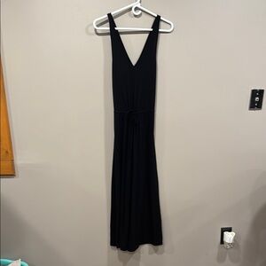 Elegant Black Sleeveless Dress